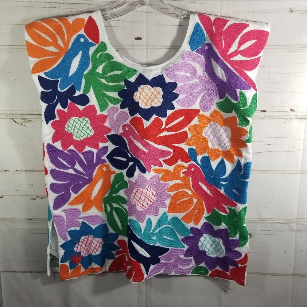 J Marie women's top embroidered multicolor size S